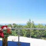 بيت ضيافة Inis 4*