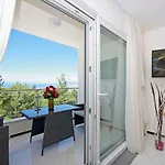 Inis 4* ماكارسكا
