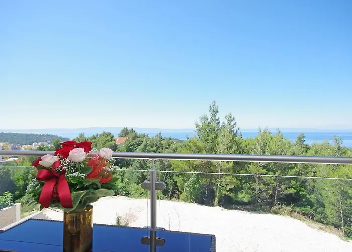 בית הארחה Inis 4*