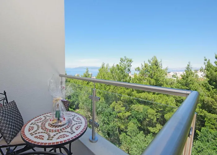 בית הארחה Inis 4*