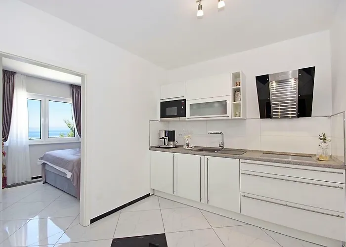 Pensionat Inis Makarska